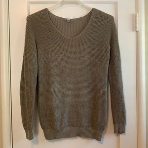 Green/Gray colored knit sweater